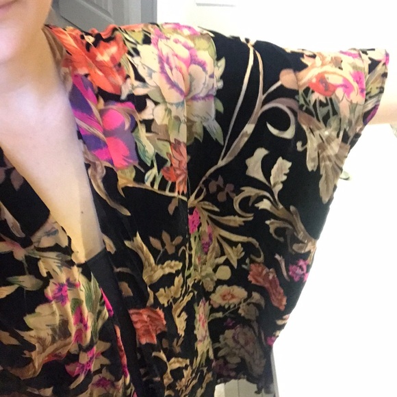 Cardigan - Picture 2 of 5